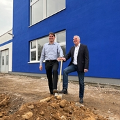 Managing directors Jürgen Walcher and Christian Sura at the groundbreaking ceremony in march 2023